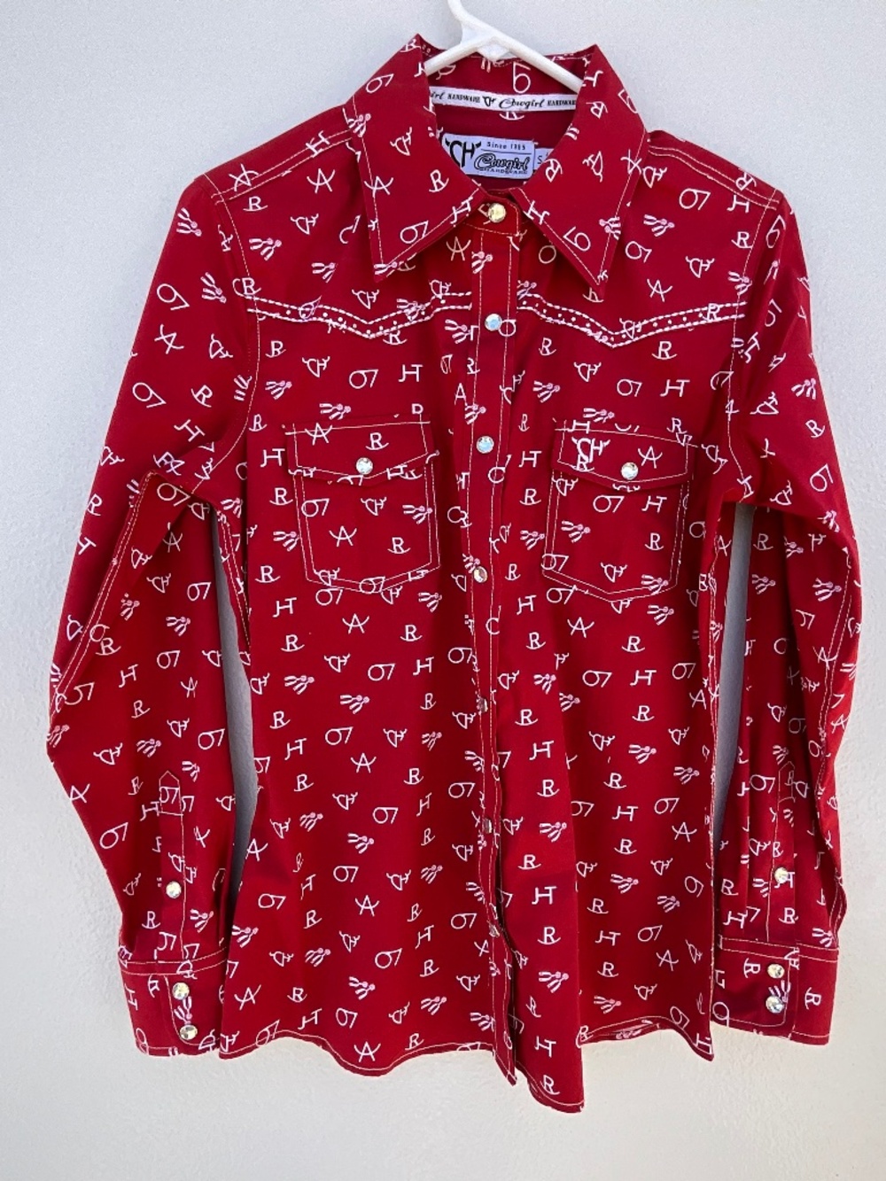 Cowgirl Hardware Small Red Button Down Shirt With Brands